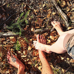 Barfuss im Wald laufen mit Peter Amann